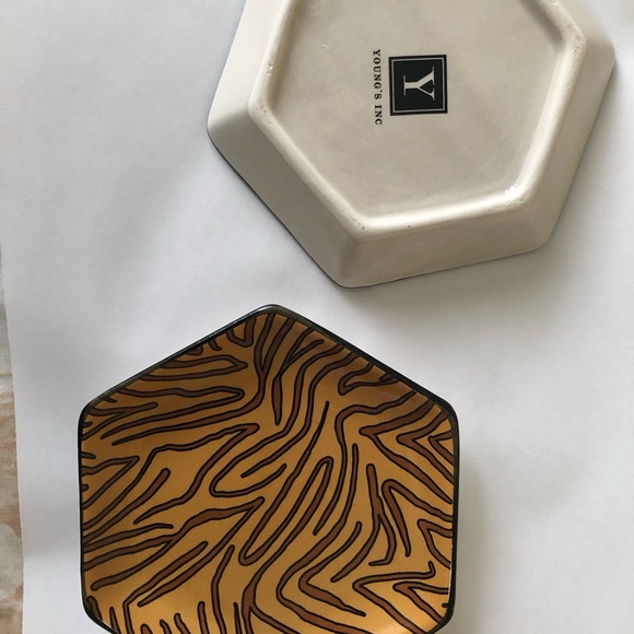 Decorative coasters or trinkets dish - Picture 4 of 4